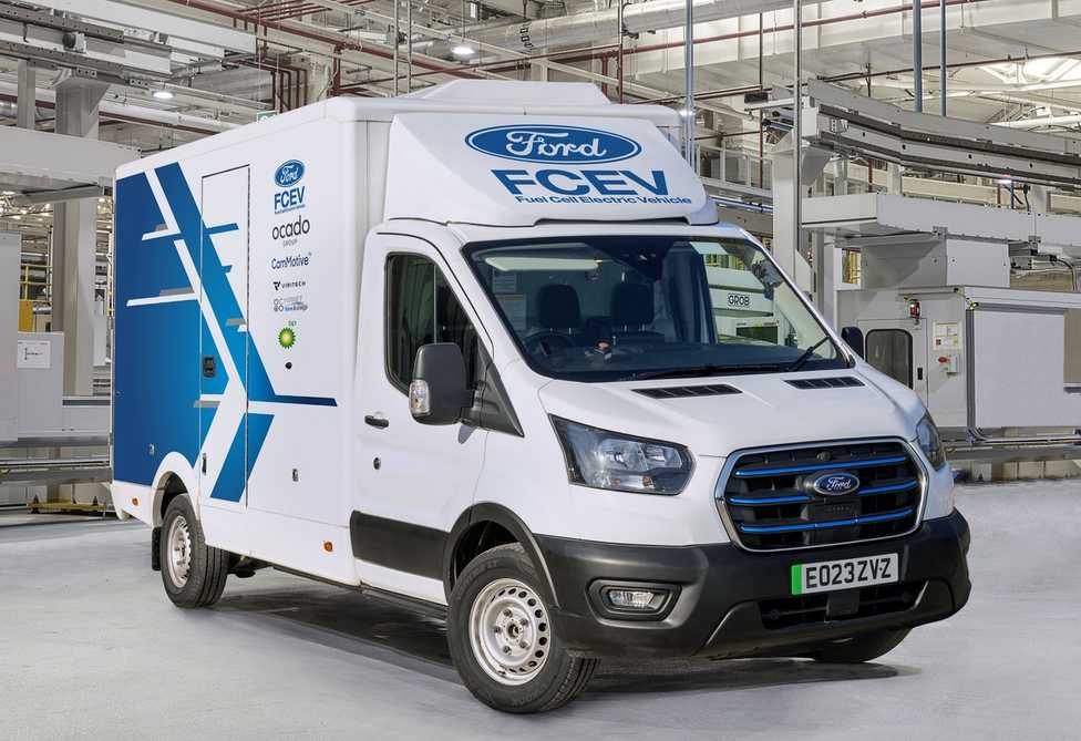 Ford testet E-Transit mit Wasserstoff-Brennstoffzellen-Antrieb