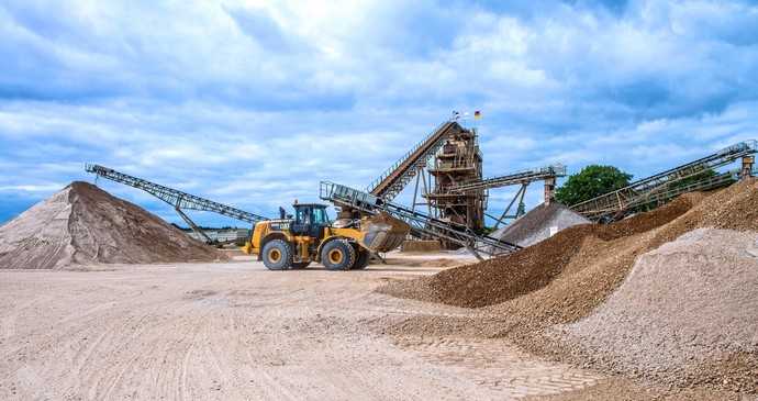 Schwierige Zeiten: Die Baustoff-Steine-Erden-Produktion ist laut Bundesverband im Jahr 2023 über alle Sektoren um 15 bis 20 Prozent zurückgegangen. | Foto: Heidelberg Materials/Steffen Fuchs