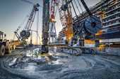 Premiere im Hafen: Neue Liebherr-Fräse LSC 8-20 im ersten Praxiseinsatz Premiere im Hafen: Neue Liebherr-Fräse LSC 8-20 im ersten Praxiseinsatz