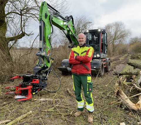 Wacker Neuson: Mobilbagger EW100 auf vier Baustellen im Praxistest
